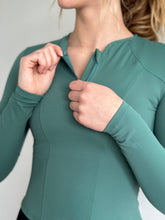 Load image into Gallery viewer, Stride Long Sleeve