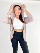 Load image into Gallery viewer, Breezy Featherlight Jacket