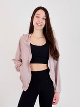 Load image into Gallery viewer, Breezy Featherlight Jacket