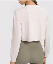 Load image into Gallery viewer, Studio Long Sleeve Pull Over