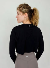 Load image into Gallery viewer, Studio Long Sleeve Pull Over